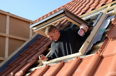 Pose de fenêtres de toit Velux à Thury